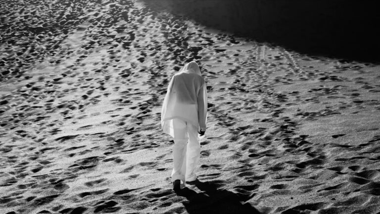 q26_lovestringproject